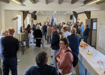 Photo du pot des élus dans la salle des fêtes